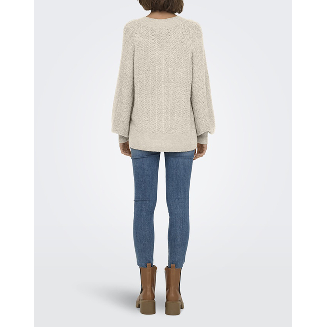 Product ONLY ONLLUCILLA LS GLITTER V-NECK KNT base image