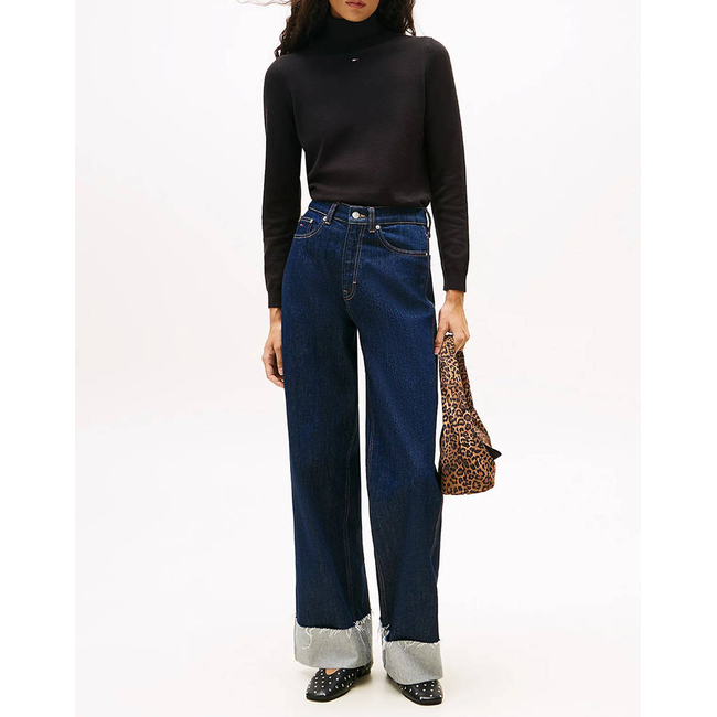 Product TOMMY JEANS TJW ESSENTIAL TRTLNK SWEATER base image