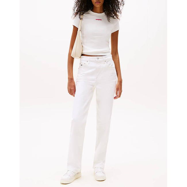 Product TOMMY JEANS TJW SLIM SCRIPT LABEL SS TEE EXT base image