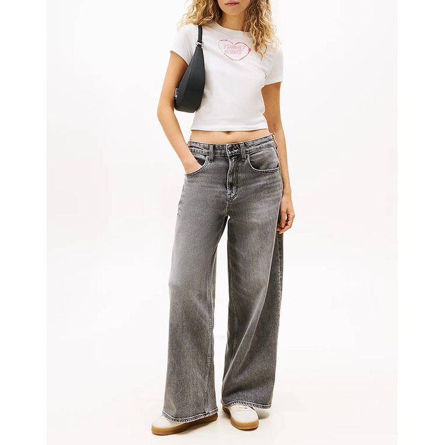 Product TOMMY JEANS TJW SLIM SH HEART TEE base image