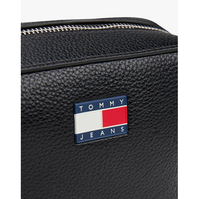 Product TOMMY JEANS TJW MUST CAMERA BAG (Dimensions: 18 x 7 x 14cm.) base image