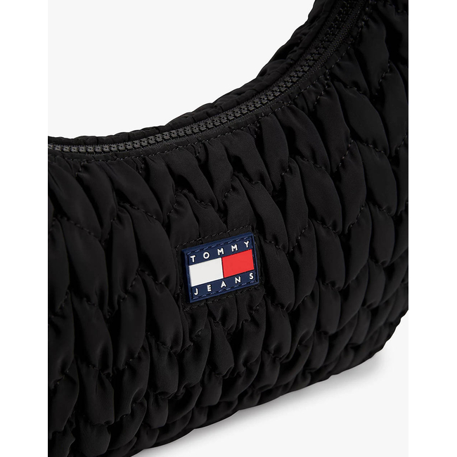 Product TOMMY JEANS TJW URBAN X-BODY QUILTED (Dimensions: 29 x 9.5 x 25cm.) base image