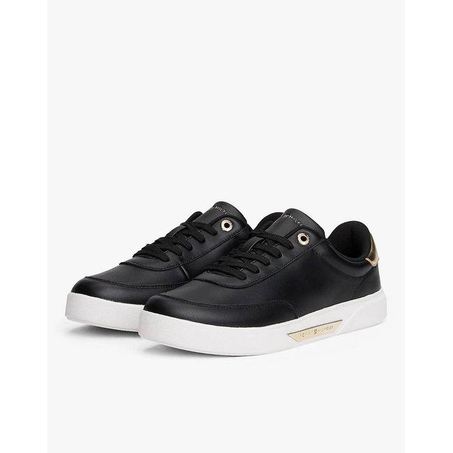 Product TOMMY HILFIGER ESSENTIAL CHIC COURT SNEAKER base image