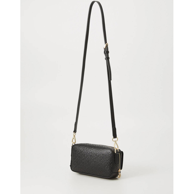 Product TOMMY HILFIGER TH ICON CAMERA BAG MONO base image