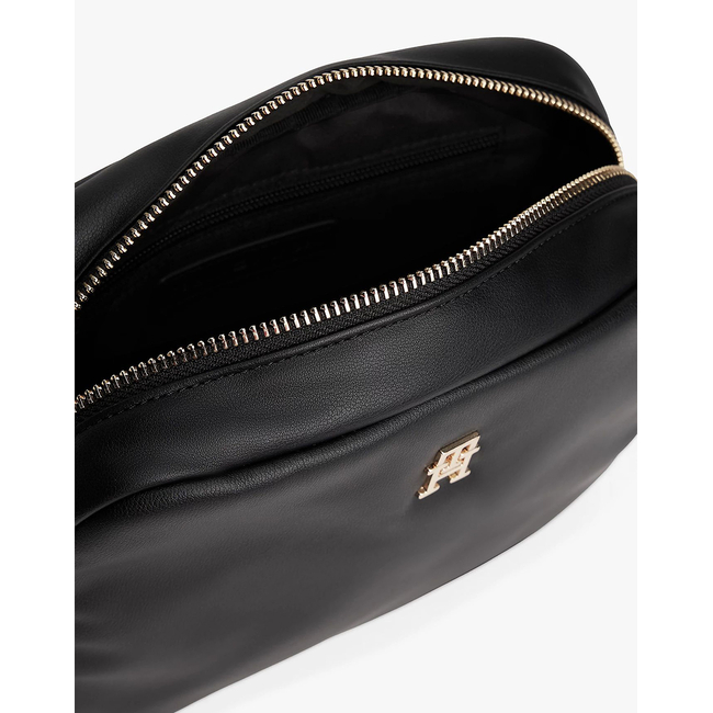 Product TOMMY HILFIGER POPETTE SOFT CAMERA BAG base image