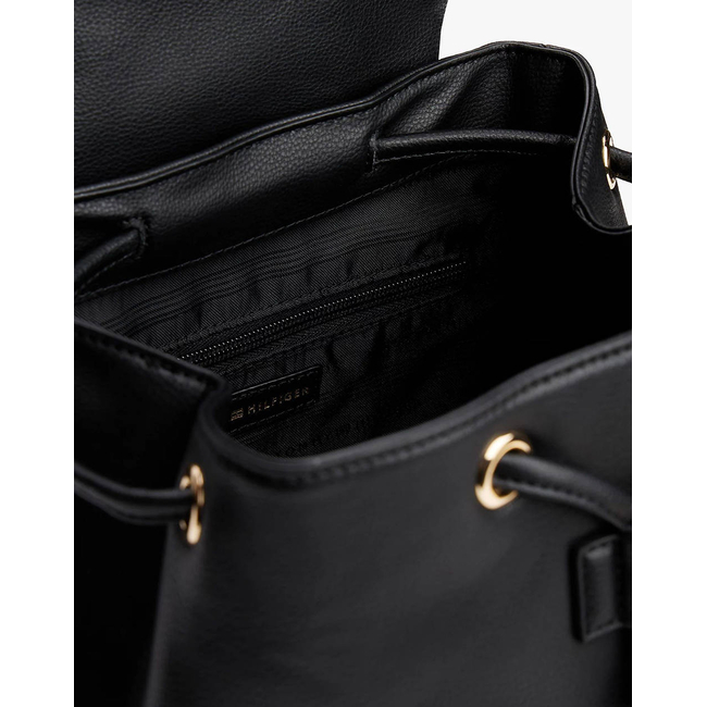 Product TOMMY HILFIGER TH MODERN BACKPACK (Dimensions: 26 x 15 x 27cm) base image