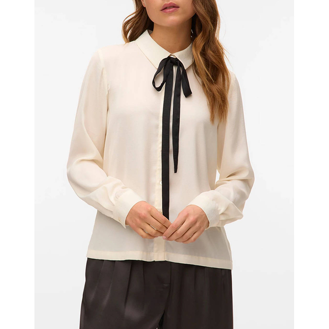 Product VERO MODA VMGRETCHEN LS SHIRT WVN BTQ GA base image