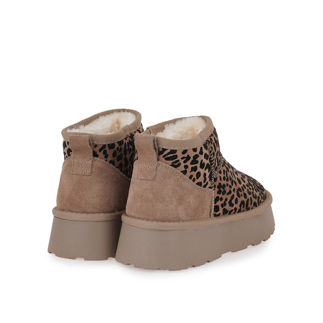 Product SEVEN APRES-SKI base image