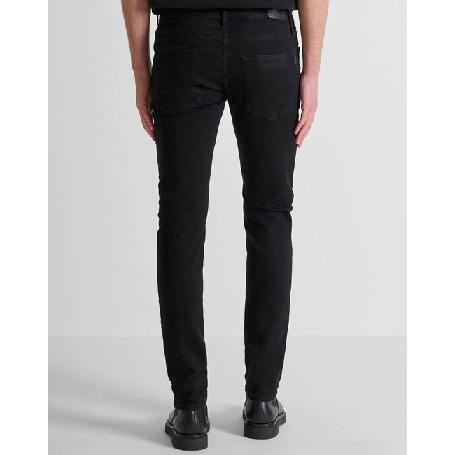 Product ANTONY MORATO MMDT00241FA7504111W01863 MIN OF 12 JEANS OZZY TAPERED FIT IN ICONIC BASIC BLACK STAY BLACK DENIM ΠΑΝΤΕΛΟΝΙ ΑΝΔΡΙΚΟ base image