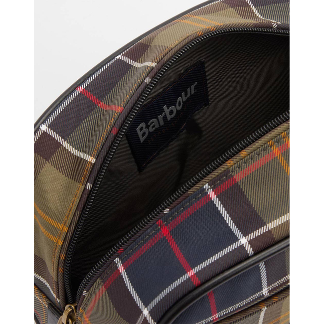 Product BARBOUR BARBOUR TARTAN WASHBAG (Dimensions: 12.5 x 14 x 24cm) base image