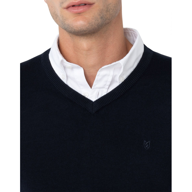 Product THE BOSTONIANS KNITTED MERINO SLEEVELESS REGULAR FIT base image