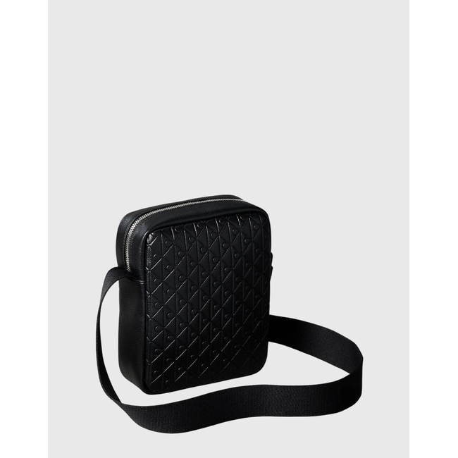 Product CALVIN KLEIN EMBLEM EMBOSS REPORTER (Dimensions: 16.5 x 20 x 6.5cm.) base image
