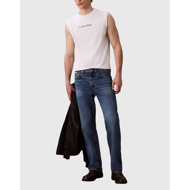 Product CALVIN KLEIN SS STANDARD LOGO 30S CREWNK TEE base image