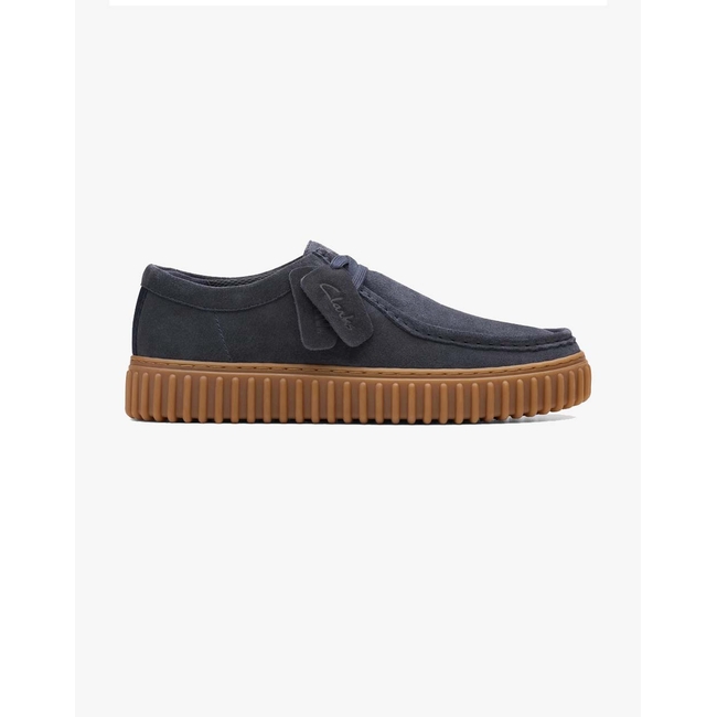 Product CLARKS Torhill Lo base image