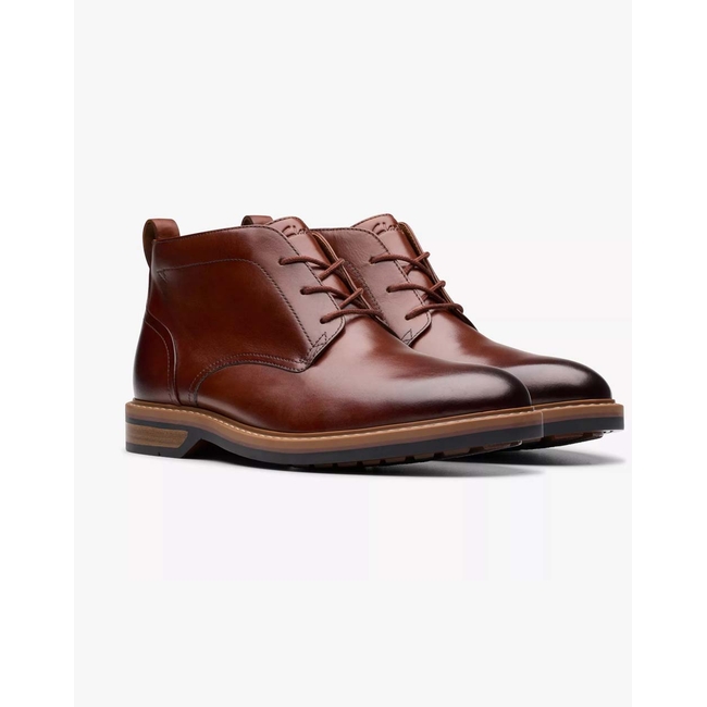Product CLARKS Aldwin Chukka base image