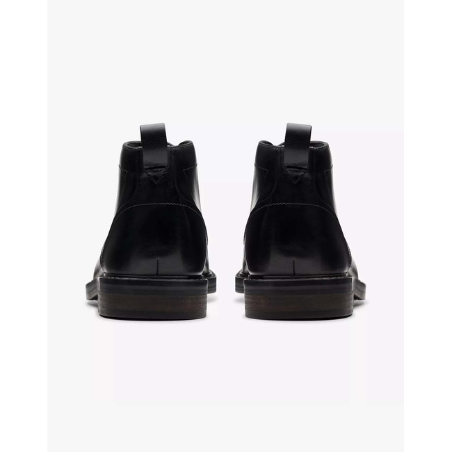 Product CLARKS Aldwin Chukka base image
