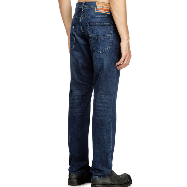 Product DIESEL 1986 LARKEE-BEEX L.32 TROUSERS base image