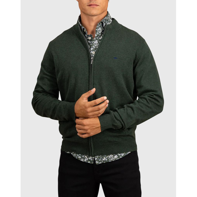 Product FYNCH-HATTON KNITWEAR base image