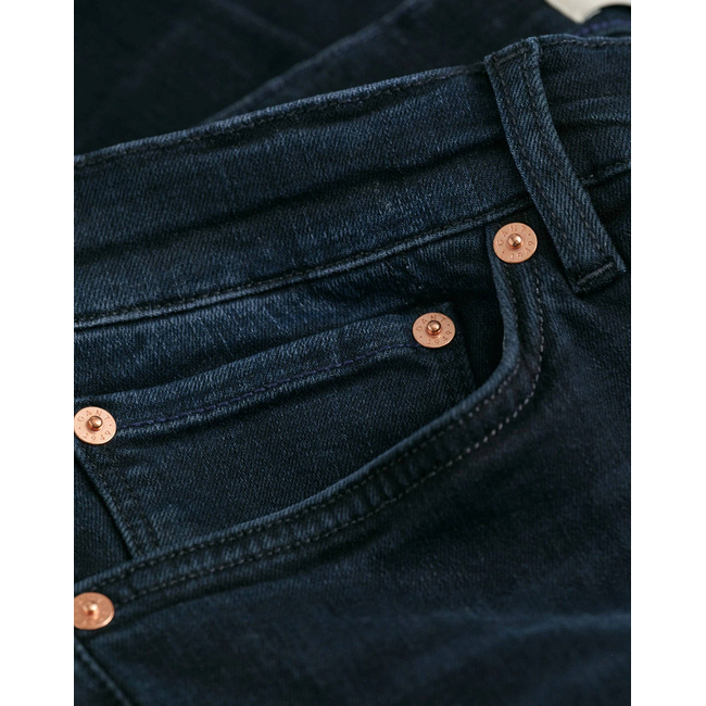 Product GANT EXTRA SLIM ACTIVE RECOVER JEANS base image