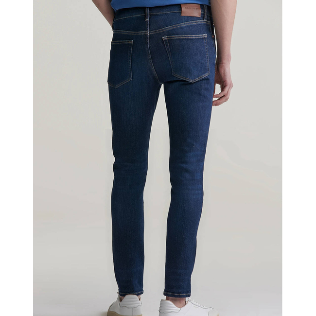 Product GANT EXTRA SLIM ACTIVE RECOVER JEANS base image