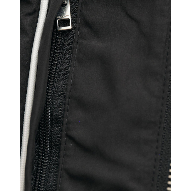 Product GANT QUILTED WINDCHEATER MID JACKET base image