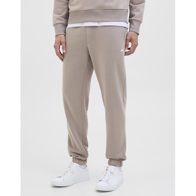 Product JJREBEL JREBGORM REG REBEL LOGO SWEAT PANTS NOOS base image