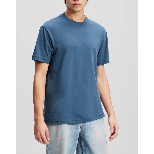 Product KARL LAGERFELD JEANS KLJ REG RUBBER PATCH TEE base image