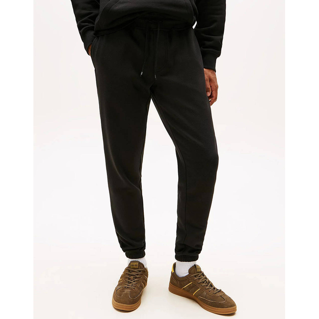 Product TOMMY JEANS TJM SLIM S FLAG SWEATPANT base image