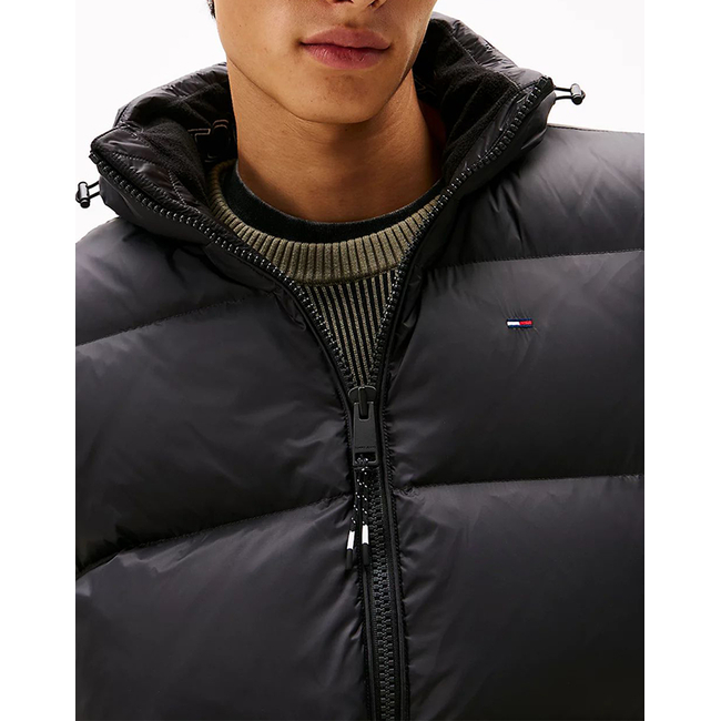 Product TOMMY JEANS TJM ESSENTIAL DOWN VEST EXT base image