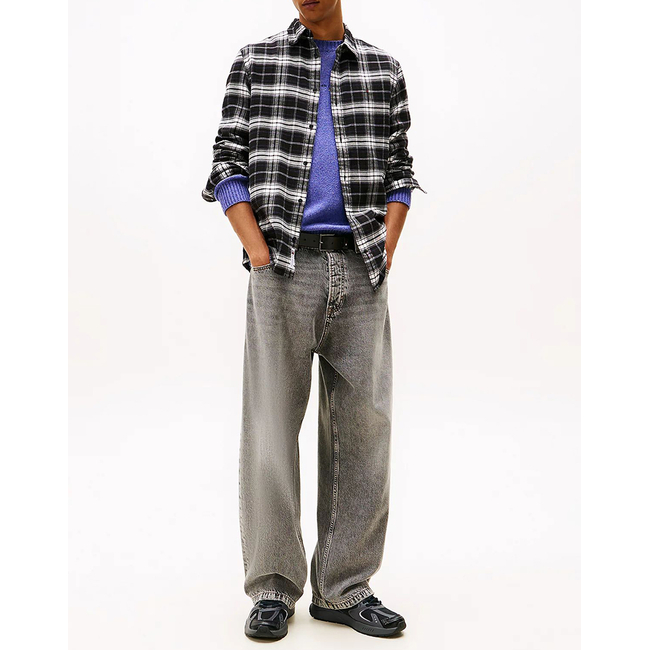 Product TOMMY JEANS TJM REG FLANNEL CHECK SHIRT EXT base image