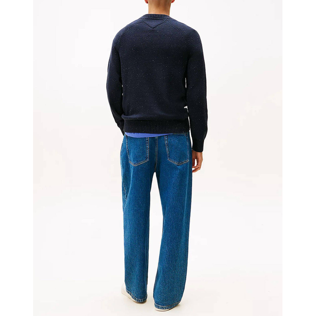 Product TOMMY JEANS TJM SLIM LINEAR RAGLAN SWEATER base image