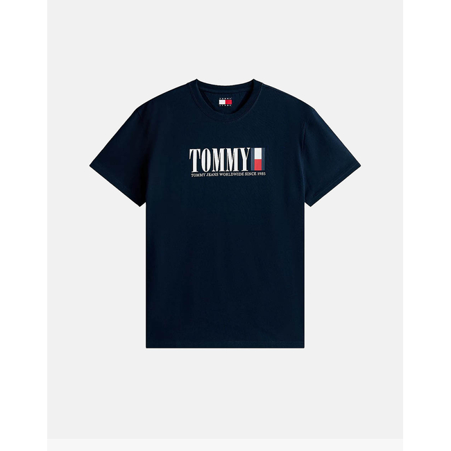 Product TOMMY JEANS TJM REG TOMMY DNA FLAG TEE EXT base image