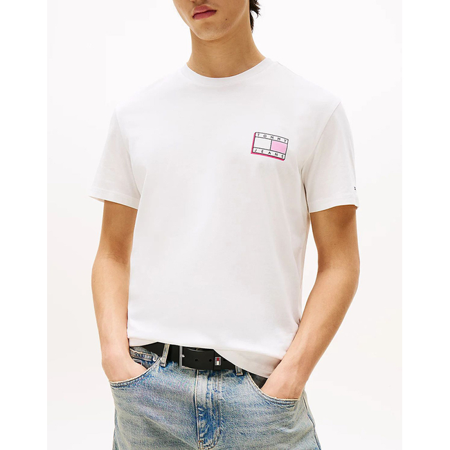 Product TOMMY JEANS TJM SLIM POP COLOR FLAG TEE EXT base image