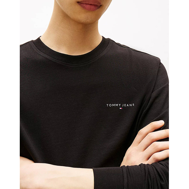 Product TOMMY JEANS TJM SLIM CHEST LINEAR LS TEE EXT base image