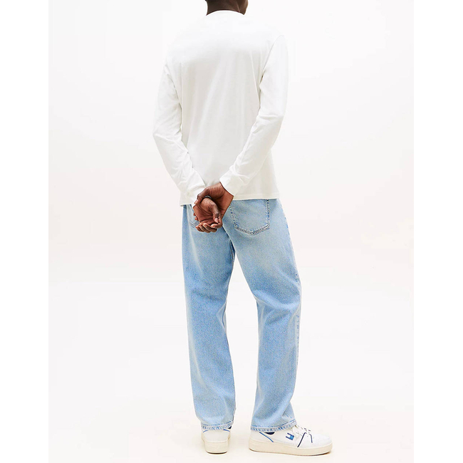 Product TOMMY JEANS TJM SLIM CHEST LINEAR LS TEE EXT base image
