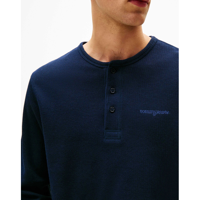 Product TOMMY JEANS TJM SLIM WAFFLE SCRIPT HENLEY base image