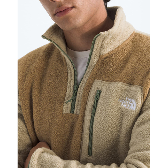 Product THE NORTH FACE M YUMIORI 1/4 ZIP base image