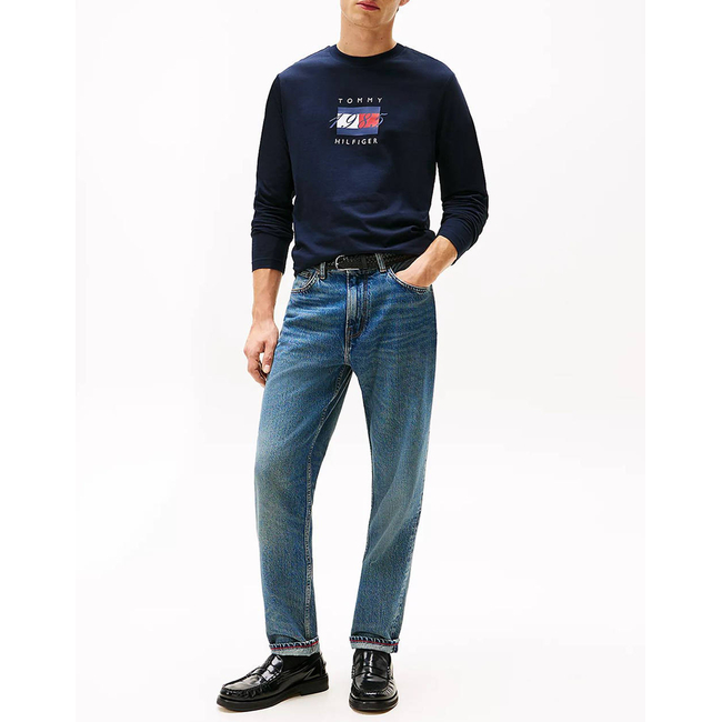 Product TOMMY HILFIGER LINEAR FLAG GRAPHIC LS TEE base image