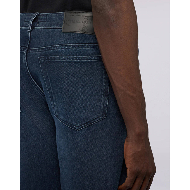 Product TRUSSARDI JEANS-5 TASCHE 370 CLOSE IN DENIM BLUE/BLACK STONE WASHED base image