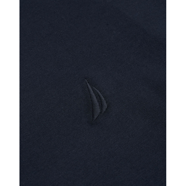 Product NAUTICA T-SHIRT LS SOLID LONG SLEEVE CREW TEE base image