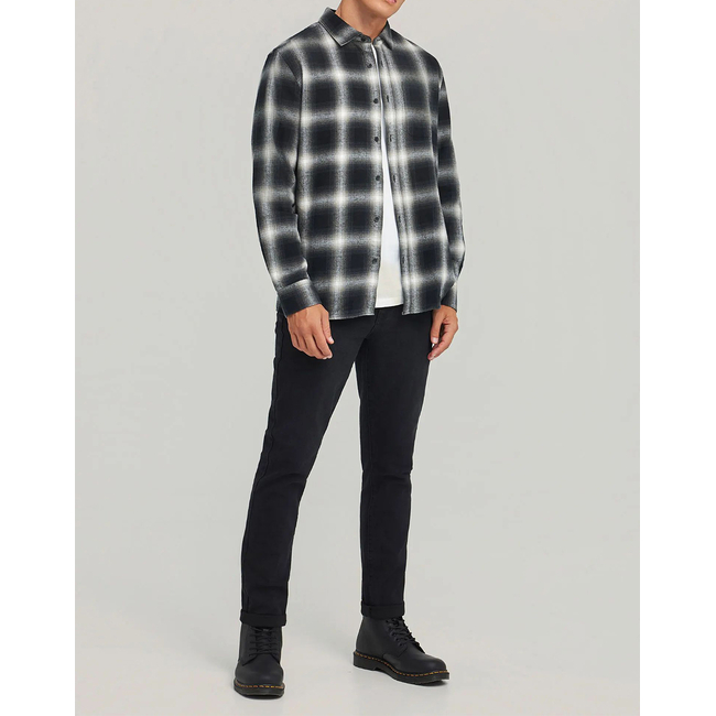 Product FUNKY BUDDHA Men's Tapered Fit Jeans base image