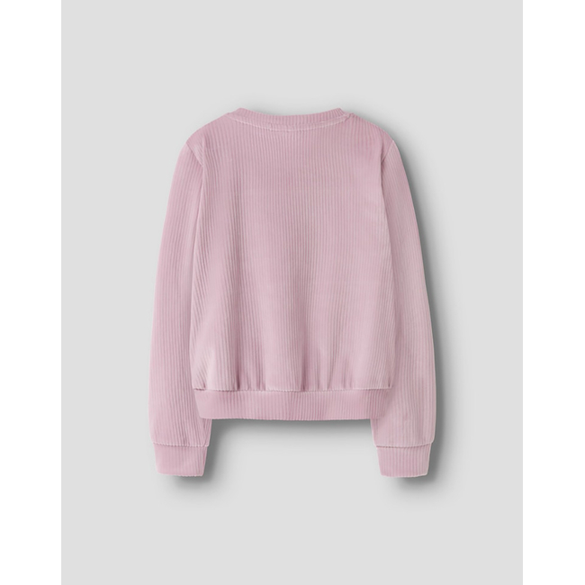 Product NAME IT NKFVELOA LS VELVET SHORT TOP base image