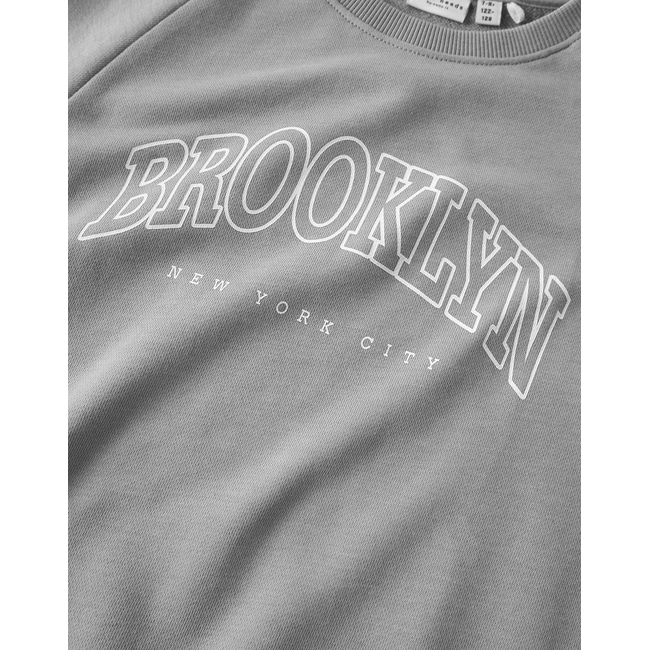 Product NAME IT NKMVION LS NREG SWEAT UNB base image